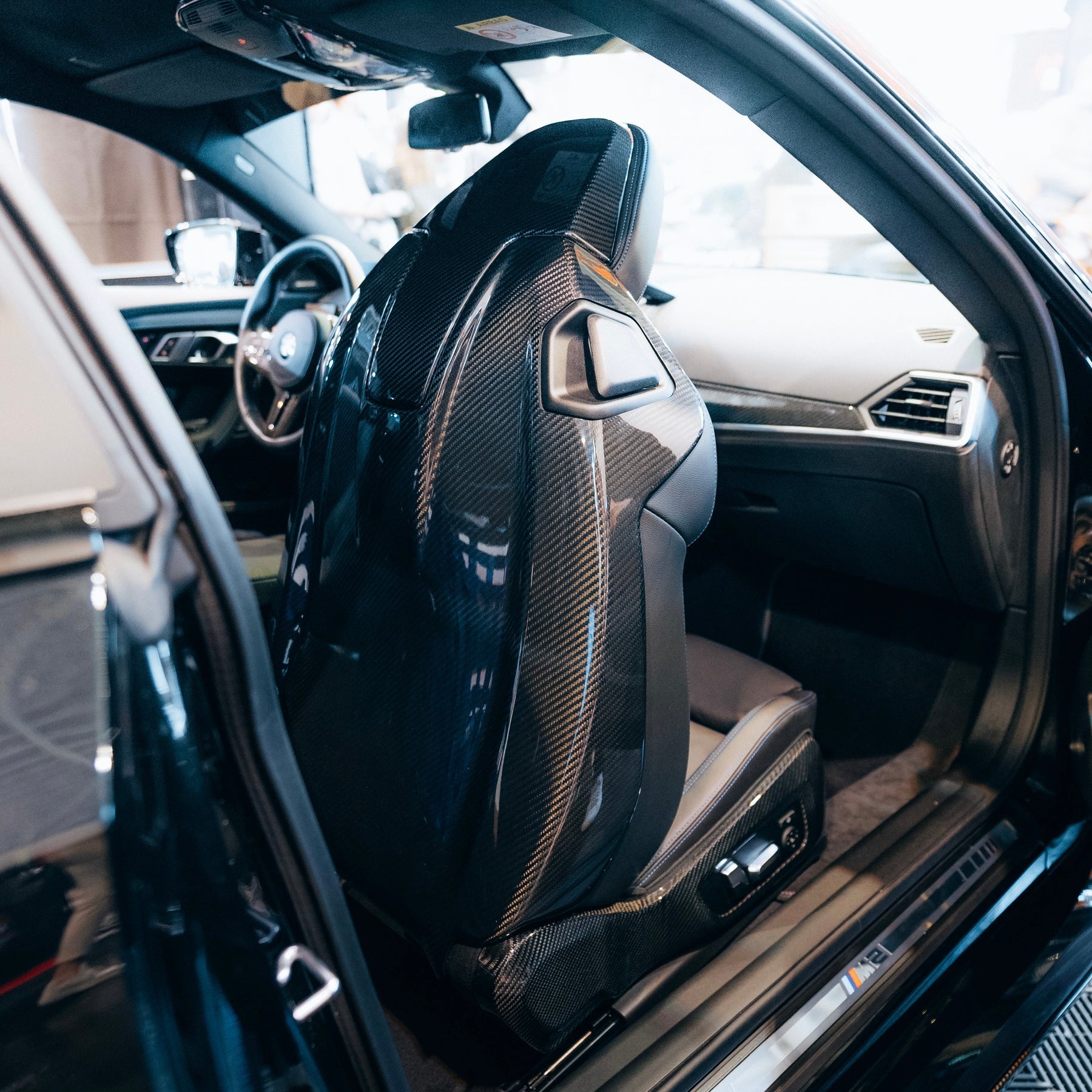 Carbon Fiber Seat Back Cover passend für BMW G87 M2 G80 M3 G82 M4