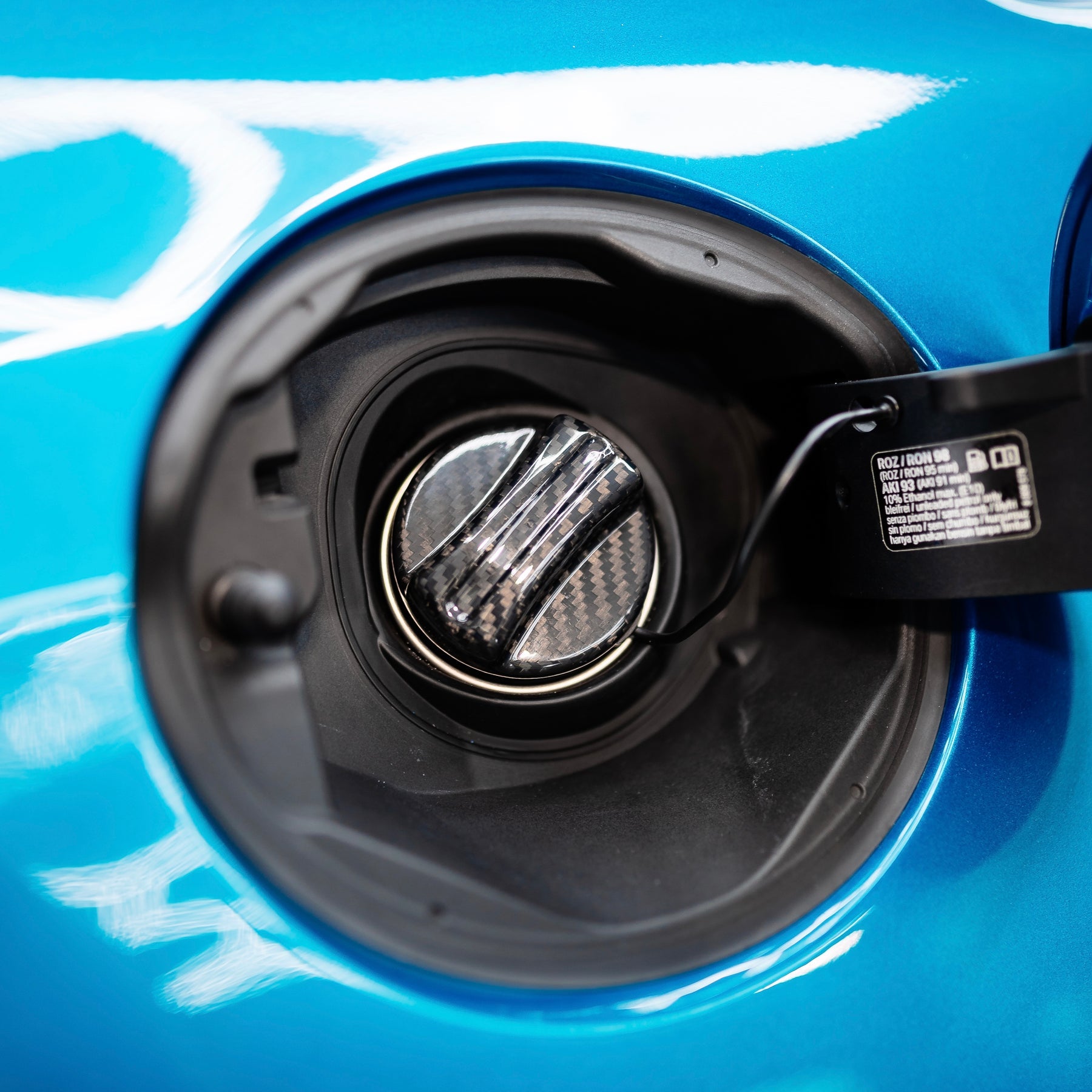 Carbon Fiber Fuel Cap Cover - LIGHTLANE Factory Made